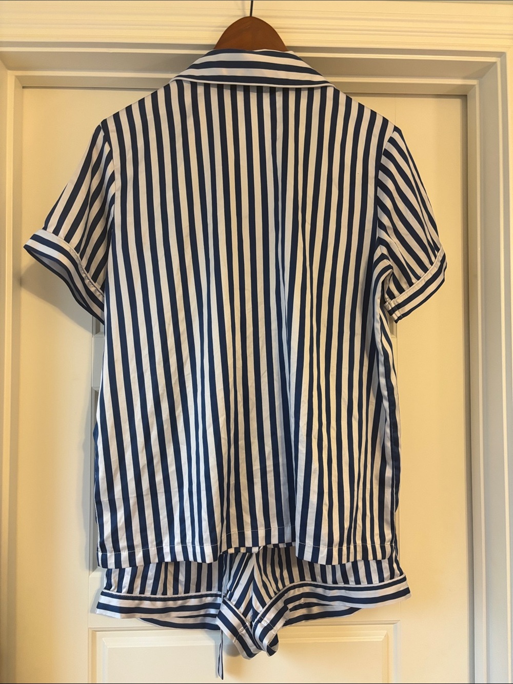 Serenedelicacy Blue & White Striped Short Pajama Set - Picture 5 of 6